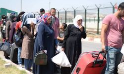 Bayram öncesi Suriye'ye toplu dönüş