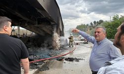 Baki Demirbaş, pazar yeri yangını sonrasında incelemelerde bulundu