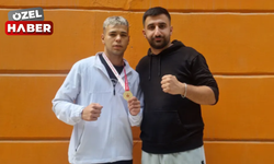 Genç Polatlı SK'dan kickboks'ta büyük başarı: Berat Pehlivan Türkiye Şampiyonasına gidiyor!