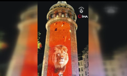 Şampiyon Galatasaray’dan Galata Kulesi’nde iddialı görsel şov