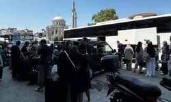 İranlılar Türkiye'den otobüslerle ülkelerine dönüyor