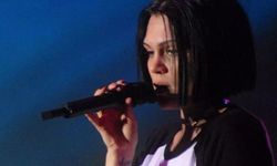 Jessie J gözyaşlarıyla hayranlarına veda etti