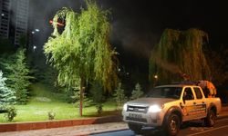 Keçiören’de gece yarısı ilaçlama mesaisi başladı