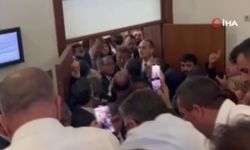 Mecliste yumruklu kavga çıktı