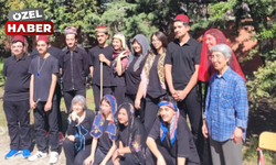 Polatlı Anadolu Lisesi'nden tiyatro coşkusu: "Şair Evlenmesi" sahnelendi!