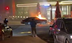 Polatlı'da korkutan yangın! Park halindeki araç alev aldı