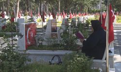 Şehit ailelerinden duygu yüklü ziyaret: "Bayram gelmiş diyorlar ya..."