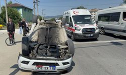 Yayaya yol veren araca çarptı! Yaralılar var