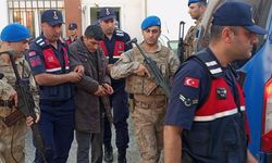 Tartıştığı eşini bıçaklayarak katletti