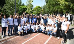 Altındağ Belediyesi önünde işçilerden oturma eylemi