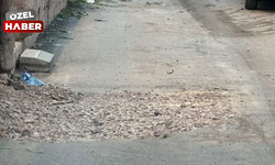 Altyapı çalışmasının ardından yol, 2 aydır asfalt bekliyor