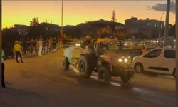 Hatay'da, köylüler traktörlerle yangına su taşıdı!