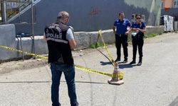 Av tüfeği ile sokak ortasında husumetlilerini vurdu