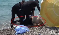 Plajda cansız beden bulundu: Yüzmeye devam ettiler