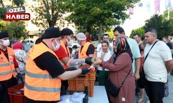 Ragıp Tüzün Parkı’nda aşure bereketi