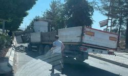 Faciadan kıl payı kurtuldu: Tırın dorsesi yola savruldu