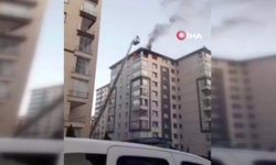 Yenimahalle'deki apartman yangını paniğe yol açtı