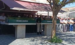 Evinin önünde silahlı saldırıya uğradı: Şüpheli aranıyor