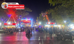 Akçay’da yaz boyu turist yoğunluğu sürüyor