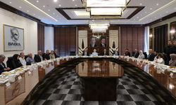 Bakan Göktaş, şehit aileleri ve gazilerle bir araya geldi