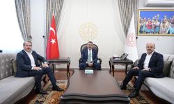Memur-Sen Başkanı Yalçın,  Bakan Tekin'i ziyaret etti