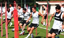 Beşiktaş, St. Patrick’s rövanşına hızlı başladı