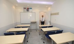 Binlerce gence eğitim, öğretmenlere istihdam