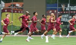Okan Buruk yönetiminde Galatasaray, Fatih Karagümrük hazırlıklarına başladı