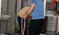 İzmir’de skandal: Umumi tuvalette kokoreç hazırladılar