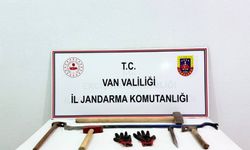 Kaçak kazı yaparken suçüstü yakalandılar