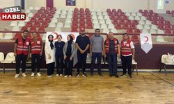 Kızılay Polatlı’dan yaz spor kursu öğrencilerine voleybol desteği
