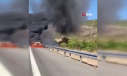 Kızılcahamam’da otomobil yangını ormanlık alana sıçradı