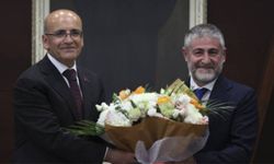 Nureddin Nebati geri mi dönüyor? Ünlü gazeteciden çarpıcı değerlendirme