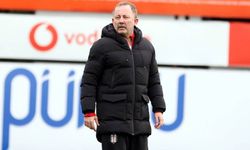 Sergen Yalçın Beşiktaş’ta yeniden sahada!