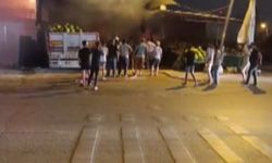 Hatay'da şofbenden çıkan yangında alevler iş yerini sardı