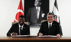 Beşiktaş transferi resmen açıkladı! İmzalar atıldı
