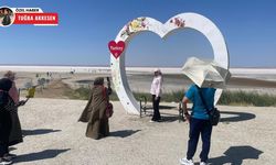 Tuz Gölü, Uzak Doğu’dan gelen turistlerin akınına uğruyor