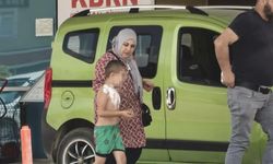 Üzerine parfüm sıkan çocuk yaralandı!
