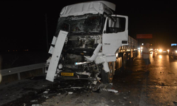 Kırmızı ışıkta feci zincirleme kaza: 1 ölü, 3 yaralı