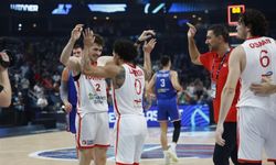 A Milli Erkek Basketbol Takımı namağlup lider