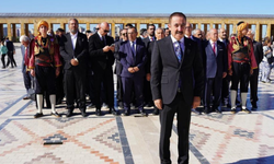 Ankaralılar Derneği’nin yeni yönetimi Anıtkabir ziyaretinde