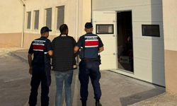 Anne ve babasının canına kıyan zanlı tutuklandı