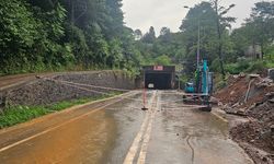 Artvin'de heyelan riski nedeniyle tünel trafiğe kapatıldı