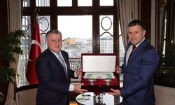 Bakan Bak Sırbistanlı mevkidaşı ile görüştü