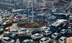 Başkentin büyüyen trafik sorununda Mansur Yavaş sınıfta kaldı