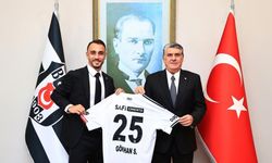 Beşiktaş, Gökhan Sazdağı'nı kadrosuna kattı