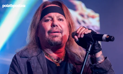 Efsane Rock yıldızı uykusunda felç geçirdi