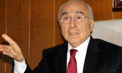 Eski Belediye Başkanı uçakta fenalaştı! Uçak acil iniş yaptı