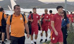 Galatasaray ekibi maç için Antalya'da