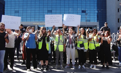 İşçileri ABB önünde seslerini duyurmaya çalıştı: "İşe geri alınmak istiyoruz"